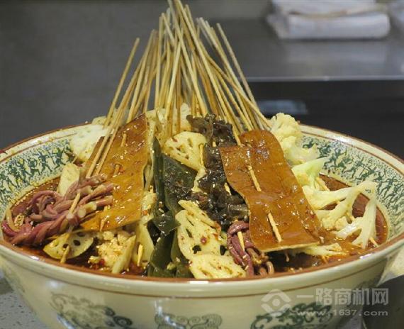 攀成钢小郡肝串串香