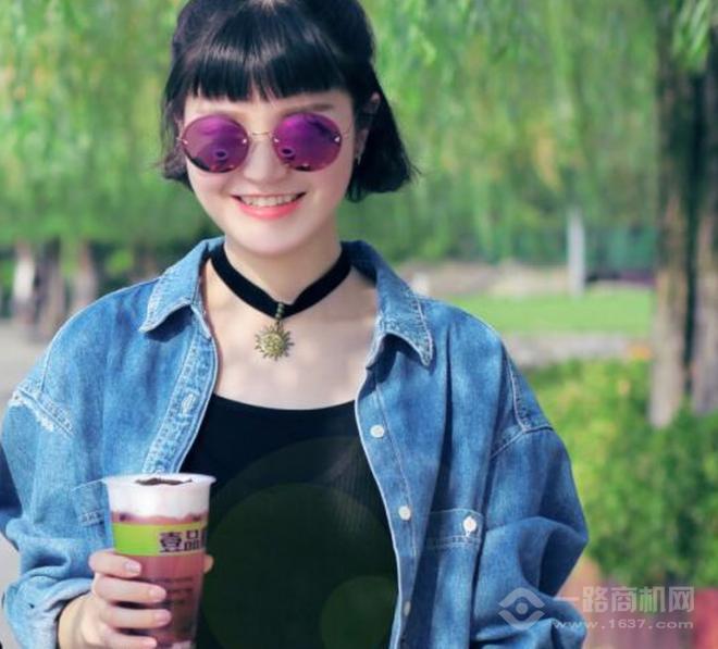 壹品町奶茶加盟