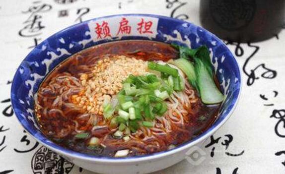 赖扁担重庆小面加盟