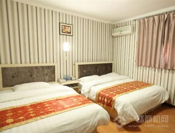 嘉利华连锁酒店