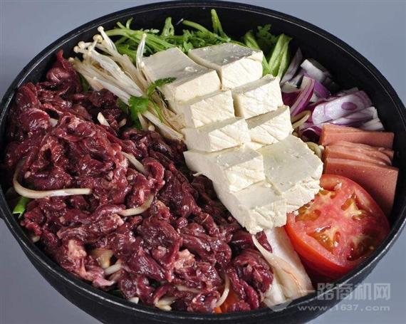 耍牛满爽腩鲜牛肉火锅