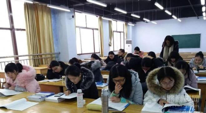 士博教育 士博教育