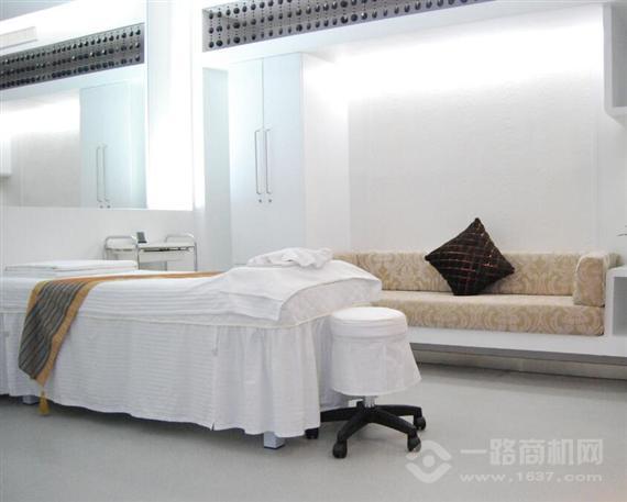 阳光彼岸男士美容