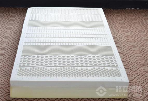 伊居宝空调床垫
