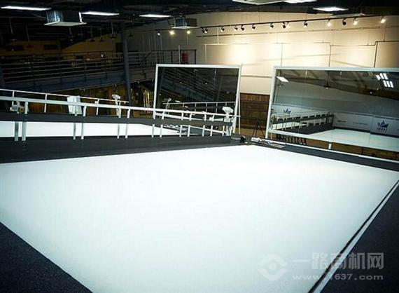 雪乐山室内滑雪俱乐部