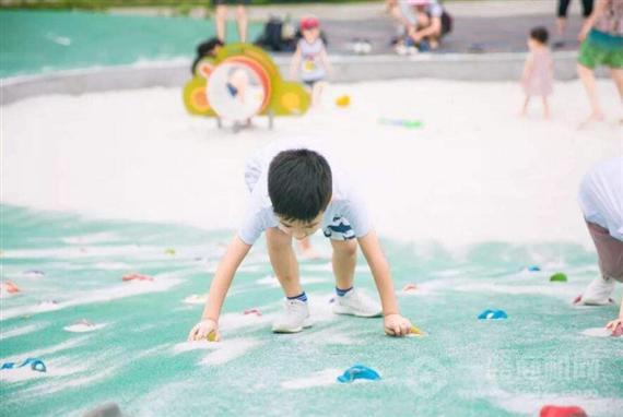 奇趣童年运动馆