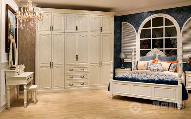 一棵樹實木定制加盟