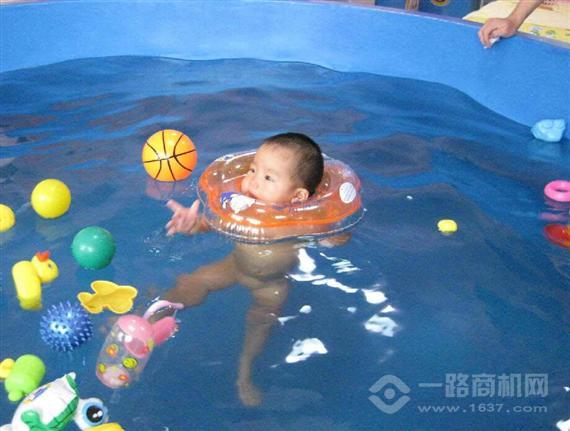 玛莎之家婴儿游泳馆