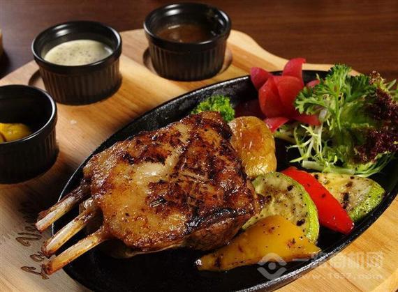 泰岛东南亚时尚餐厅