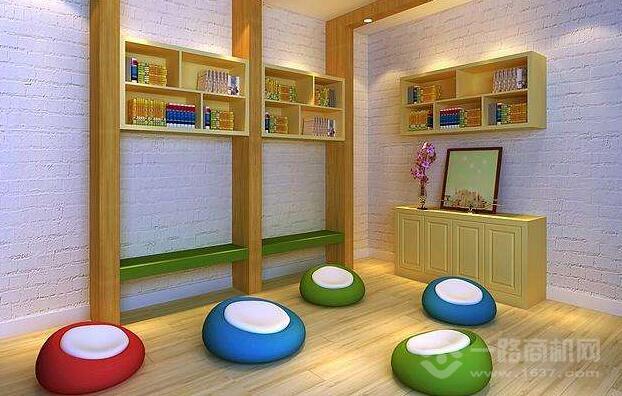 麦娜杰瑞教育俱乐部