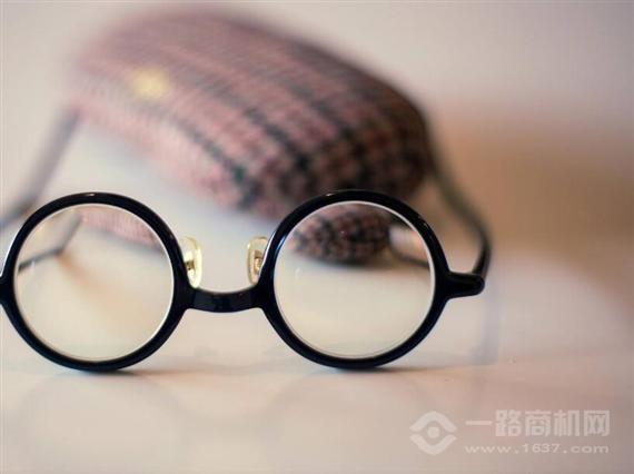 江天视力康复中心