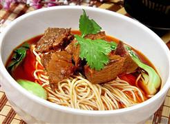 占国牛肉拉面