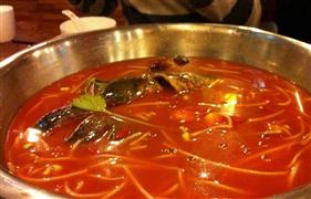 籮籮酸湯魚火鍋