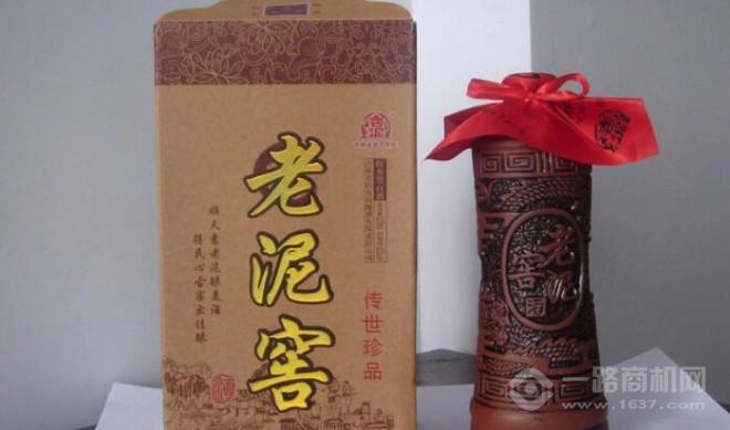 老泥窖白酒