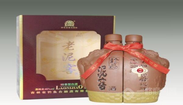 老泥窖白酒