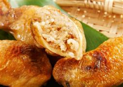 吉任性雞翅包飯