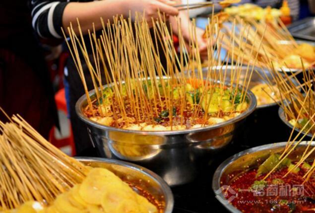 九街婆婆串串香加盟 九街婆婆串串香加盟