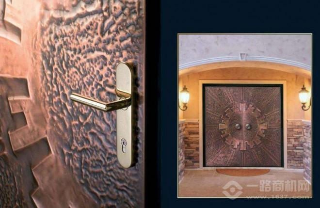 典藏之家安全门加盟