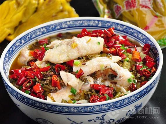 鱼票酸菜鱼米饭