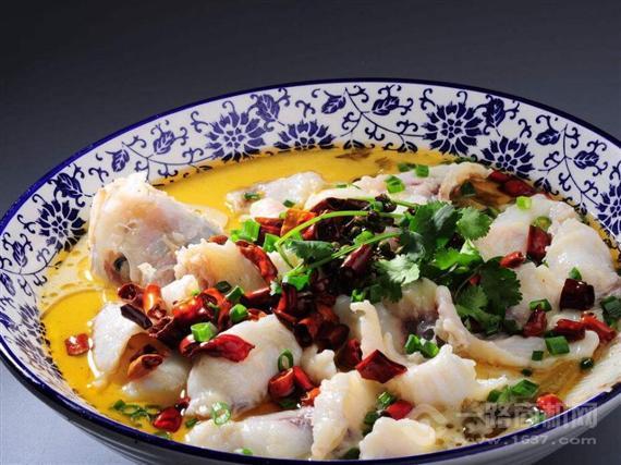 鱼票酸菜鱼米饭