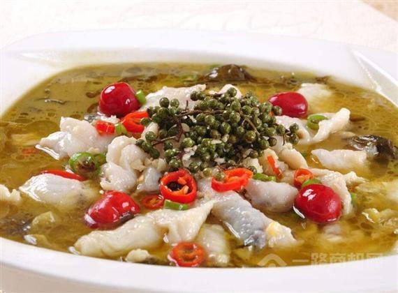 鱼票酸菜鱼米饭