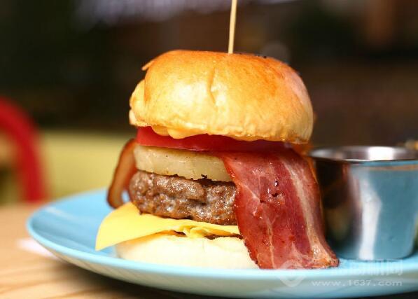 十二朵茶饮加盟 十二朵茶饮加盟