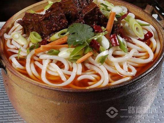 囿味砂锅拉面