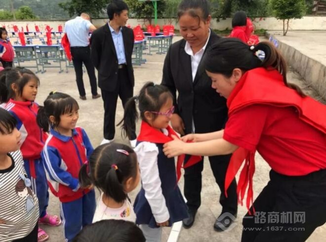 如鱼得水窗帘加盟 如鱼得水窗帘加盟