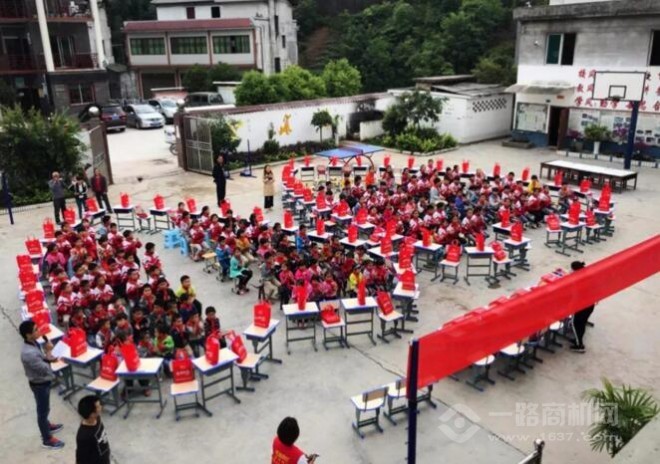 如魚(yú)得水窗簾加盟