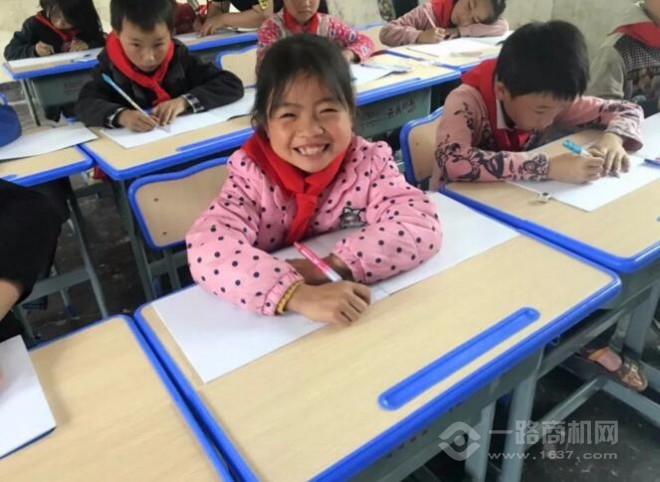 如魚(yú)得水窗簾加盟