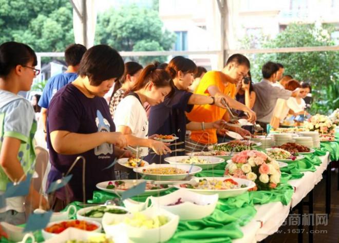 美食地图自助餐加盟