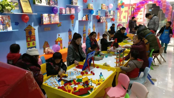 皇家迪智尼玩具