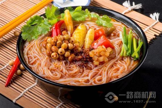 华亮小师傅酸辣粉