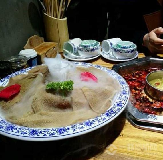 锅巴饮年代火锅