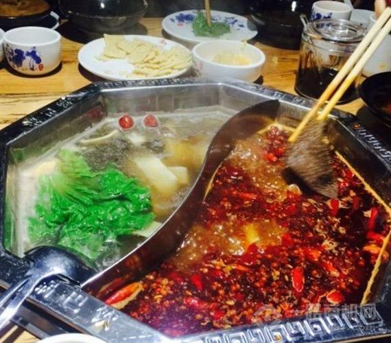 锅巴饮年代火锅