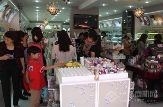 安娜贝莉化妆品