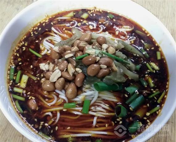 一锅香酸辣粉