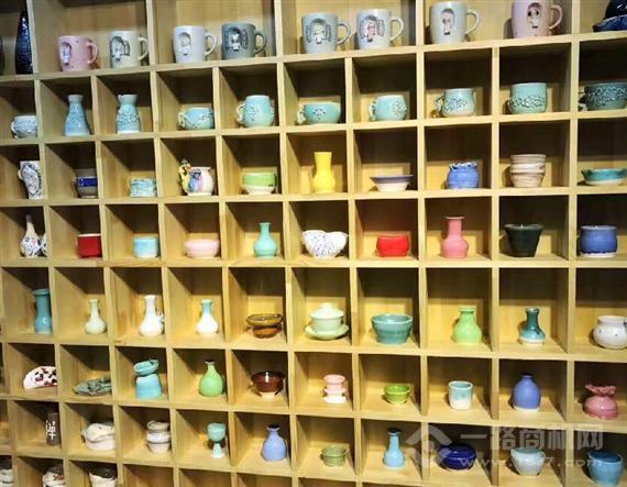 艺彩风车陶艺DIY工坊