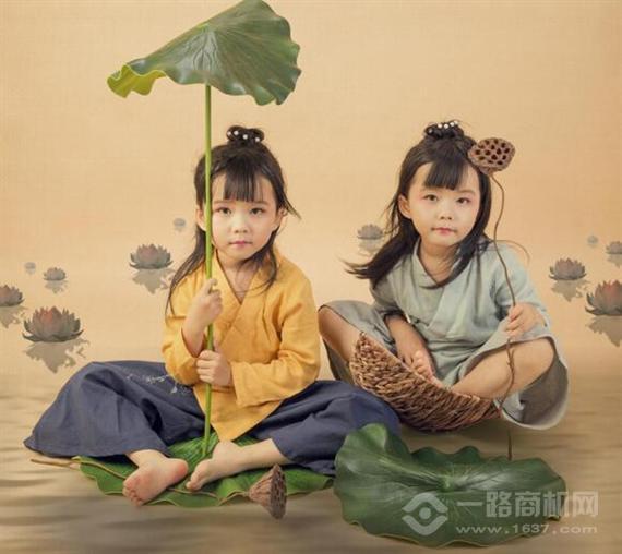 大蓝鲸亲子趣拍