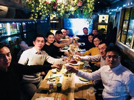 花田巷子音乐酒馆