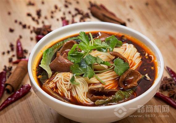 赵崽儿重庆小面