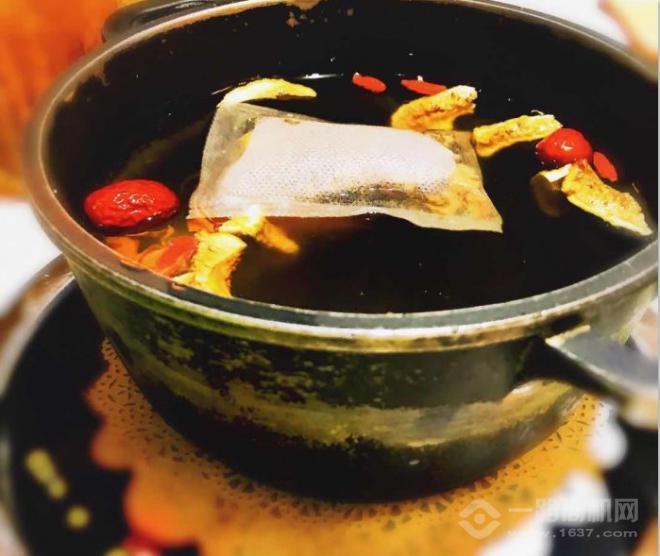 一葉一世界素食火鍋加盟