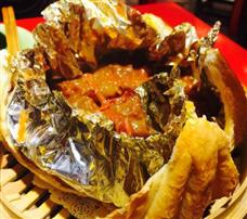 斗雞飯場(chǎng)伙