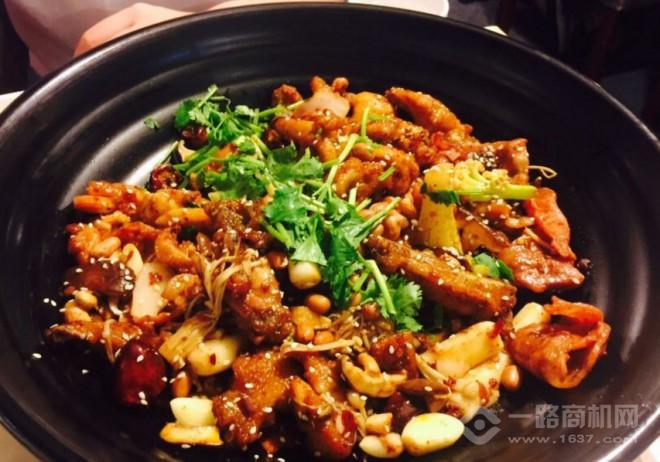 锅锅辣麻辣香锅加盟