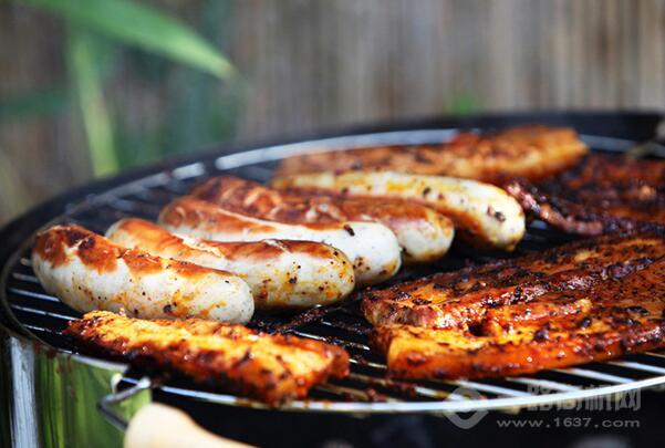 聚廷香燒烤加盟