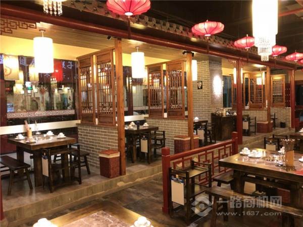 重庆龙洲湾老火锅