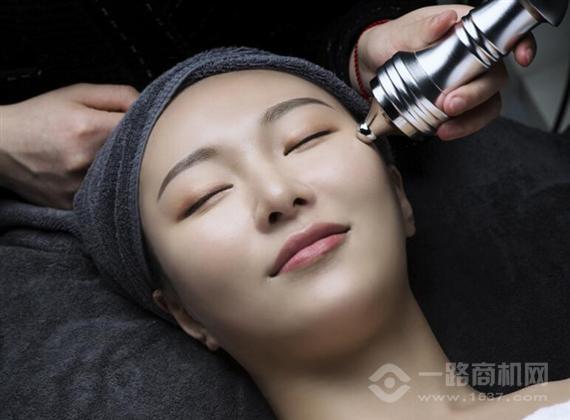 天鹅童话美容院