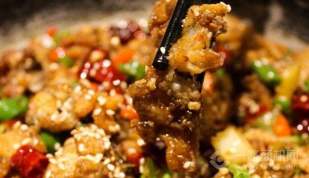 蛙爵記干鍋牛蛙加盟