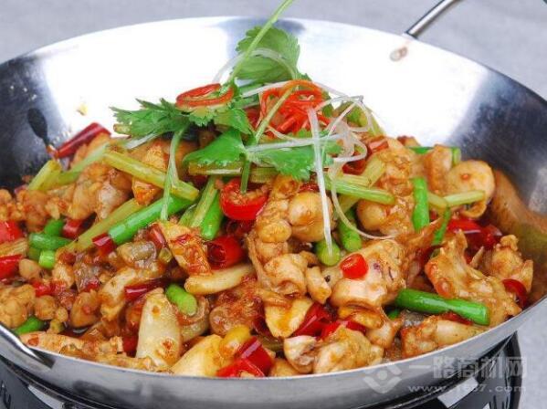 蛙爵記干鍋牛蛙加盟