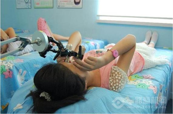 闪亮一生视力康复中心